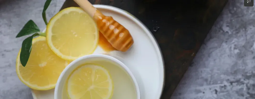 Soothing Sore Throats with Manuka Honey Remedies
