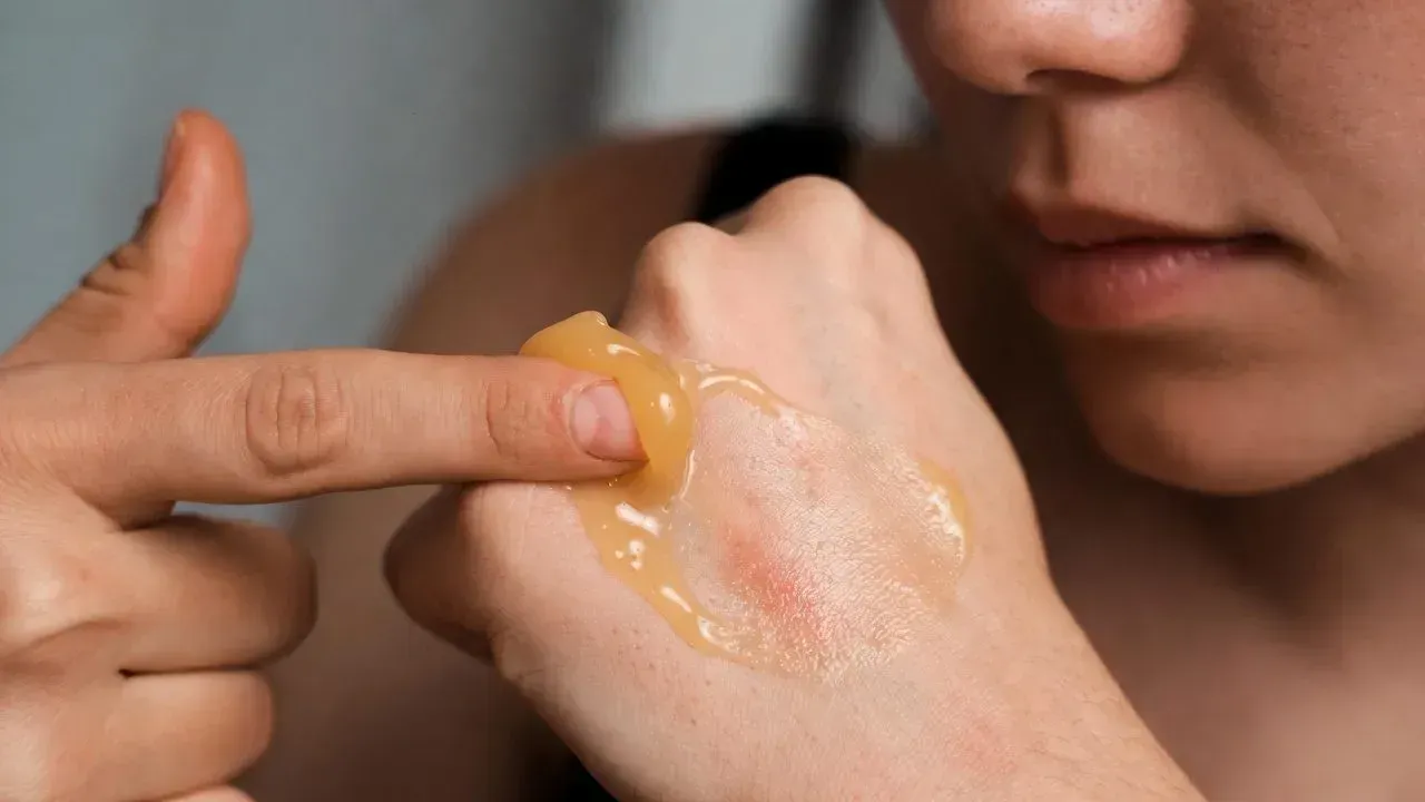 Manuka Honey for Wound Healing: Science Explained